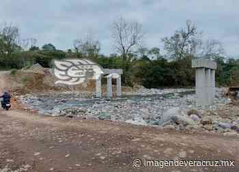 Abandonadas, obras en el puente nuevo de Misantla - Imagen de Veracruz