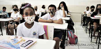 2,8 mil estudantes iniciam ano letivo em Capivari de Baixo - HC Notícias