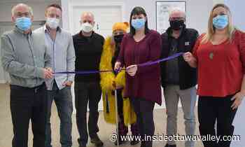 Trillium Family Chiropractic makes its debut in Carleton Place with ribbon-cutting ceremony - Ottawa Valley News