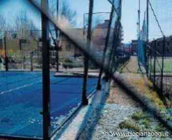 Il vento danneggia il campo di padel: appello corale per la riparazione - ciociariaoggi.it