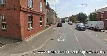 Police called to crash involving two vehicles in Bolton - Manchester Evening News