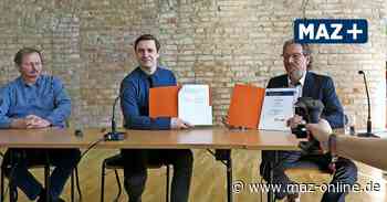 Kooperationsvertrag mit DNS-Net für schnellen Internet in Schmerwitz und Reppinichen - Märkische Allgemeine Zeitung