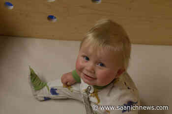 PHOTOS: Sooke residents explore new library for first time - Saanich News