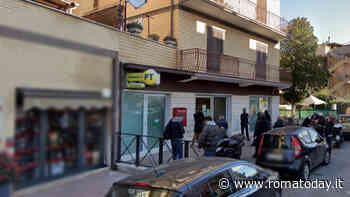 Rapina l'ufficio postale vestito da operatore Ama. Bottino 45mila euro - RomaToday