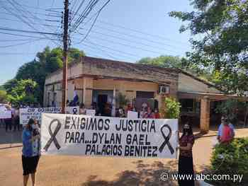 Piden justicia por el fallecimiento de niño en Hospital Distrital de Ybycuí - Nacionales - ABC Color