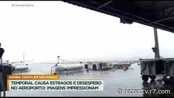 Vendaval derruba escada de avião no Aeroporto de Guarulhos - R7