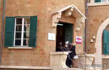 X Municipio, fermo il terminale centrale: servizi interrotti e caos all'anagrafe - Canale Dieci