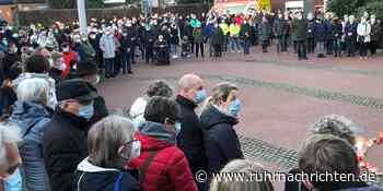 250 Menschen setzen in Raesfeld ein Zeichen gegen den Ukraine-Krieg - Ruhr Nachrichten