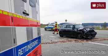 Vorfahrt verletzt: Vier Verletzte in Oberessendorf - Schwäbische