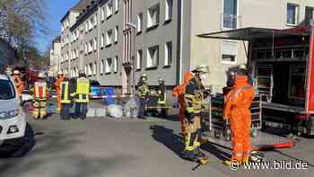 Essen: Radioaktive Behälter gefunden? Mysteriöser Einsatz bei Waffenhändler - BILD