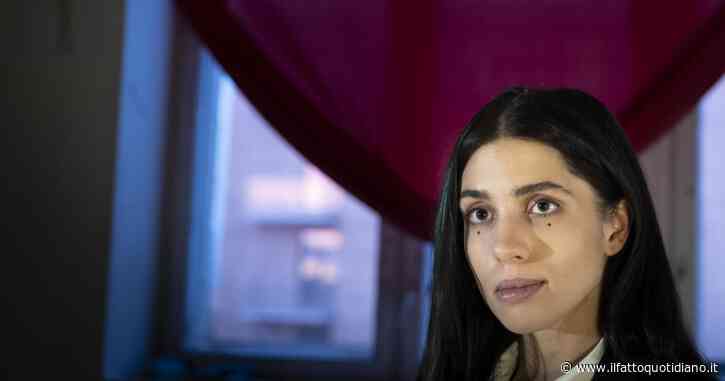 Nadya Tolokonnikova delle Pussy Riot raccoglie quasi 6 milioni di euro per l’Ucraina con l’NFT della bandiera del Paese invaso da Putin