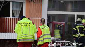 Rauchentwicklung in Waldkraiburger Wohnung ruft Feuerwehr auf den Plan