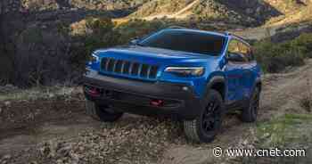 Jeep Shuffles Cherokee Trims and Adds Features for 2022     - Roadshow