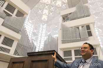 One Of The World’s Largest Pipe Organs, Once A TV Star, Has Been Taken Apart, Fixed Up, And Returned To California