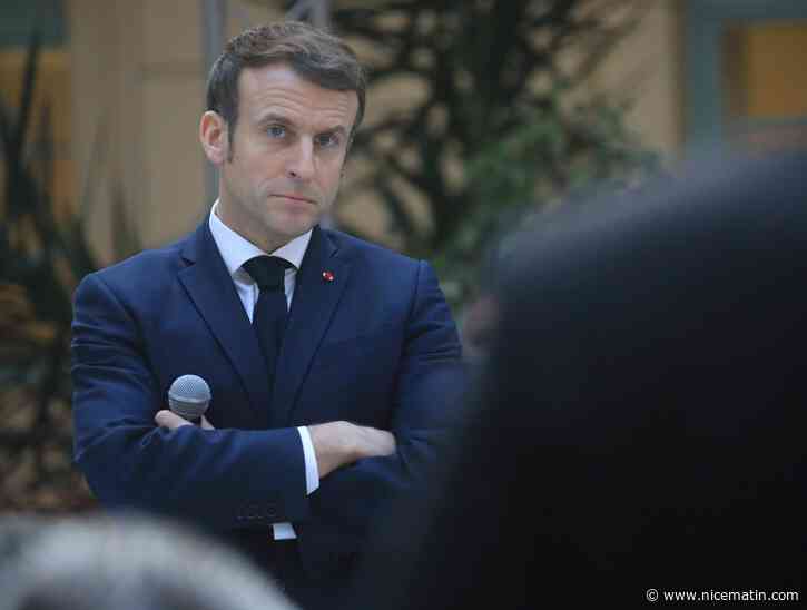 Guerre en Ukraine: Emmanuel Macron s'est dit "extrêmement préoccupé des risques" pesant sur la sécurité des sites nucléaires