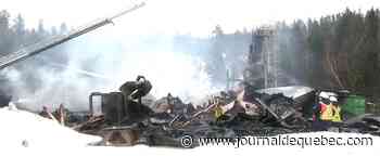 Saguenay: l’usine de l’entreprise Moulures SMDT reconstruite