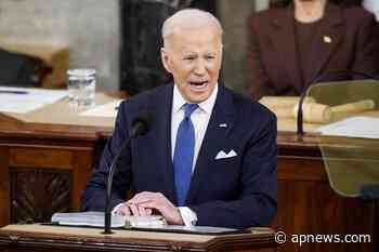 Biden seeks $10B for aid to Ukraine, $22.5B for coronavirus - The Associated Press - en Español