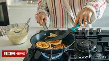 Gas prices hit new record sparking fears over bill rises