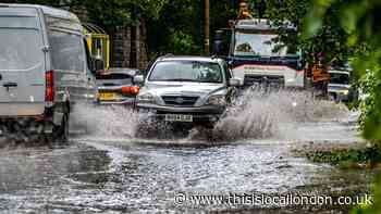 UK drivers face £5,000 fine for splashing pedestrians with puddles