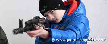 Ils apprennent la guerre sur le tas