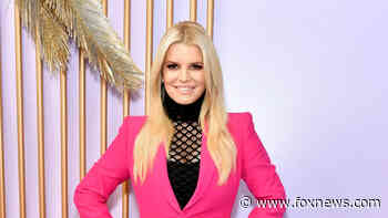 Jessica Simpson says she chose sobriety because she stopped hearing her 'inner voice,' was 'lost without her'