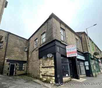 Plan to turn Bacup retail unit into pizza restaurant and takeaway refused