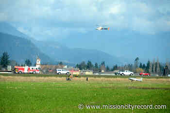 Engine trouble forces bush pilot to land small plane in Chilliwack dairy farmer's field – Mission City Record - Mission City Record