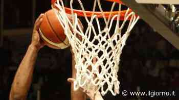 Monza, rissa alla partita di basket: daspo per 5 tifosi violenti - IL GIORNO