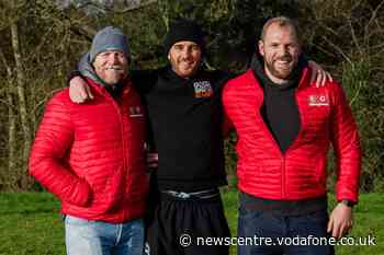 Lions Legacy Tour: Rugby stars visit Bannockburn RFC - Vodafone UK News Centre