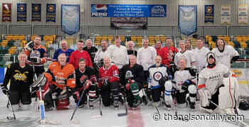 Lunch Bucket Hockey donates to Kidsport Nelson - The Nelson Daily