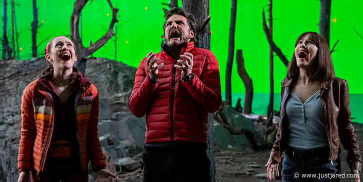 Iris Apatow & Leslie Mann Star in Judd Apatow's Netflix Comedy About Flying Dinosaurs - Watch The Trailer!