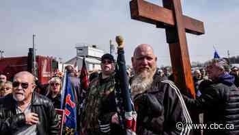 More than 1,000 vehicles gather outside Washington to protest COVID-19 measures