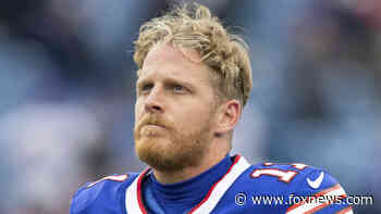 Bills wide receiver Cole Beasley seeking a trade out of Buffalo