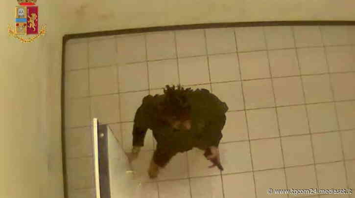 Strage in Questura a Trieste, il killer è processabile ma non imputabile - TGCOM