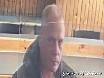 Restaurant looking for man who stole from Somerset tip jar - Fall River Reporter