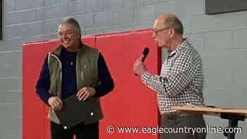 Great Tree Summit Held in Aurora; Jack Sutton Receives Peaslee Award - Eagle 99.3 FM WSCH