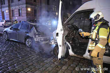 Dresden: E-Auto steht plötzlich in Flammen - Feuerwehr greift unverzüglich ein - TAG24