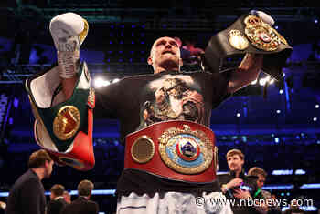 'Pure courage': Ukrainian boxing champs return home to join the fight against Russian forces