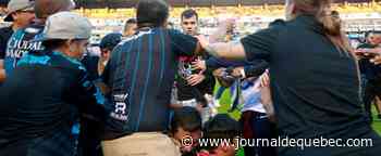 Des dizaines de blessés lors d’une émeute dans un stade de soccer mexicain