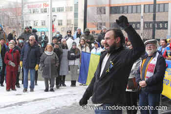 VIDEO: Ukraine supporters rally outside Red Deer City Hall – Red Deer Advocate - Red Deer Advocate