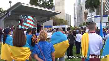 Hundreds Rally in Downtown Miami In Solidarity With Ukraine Amid Russian Attack
