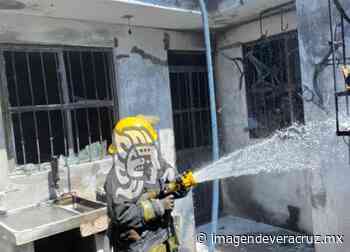 Flamazo por fuga de gas provoca incendio en casa de Coatepec - Imagen de Veracruz