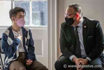 US Education Secretary Miguel Cardona visits Emily Dickinson Museum, Amherst College to learn about innovativ - MassLive.com