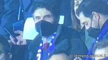 I tifosi del Prato tirano le orecchie al sindaco per quella sciarpa viola - Il Tirreno