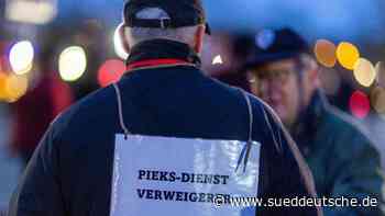 Demonstrationen - Chemnitz - Tausende protestieren gegen Corona-Maßnahmen in Sachsen - Politik - SZ.de - Süddeutsche Zeitung - SZ.de