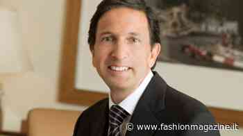NESSUN CAMBIO DI POLTRONE: Capri Holdings: John D. Idol resta al suo posto e Joshua Schulman se ne va - fashionmagazine.it