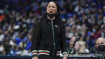 South Carolina remains atop women's AP Top 25 despite loss
