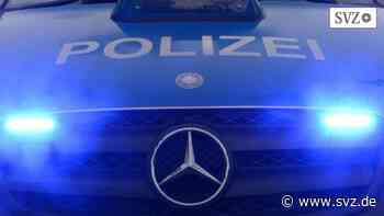 Polizeieinsatz in Wittenberge: Betrunkener Fahrer rammt beim Einparken zwei Autos | svz.de - svz – Schweriner Volkszeitung