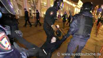 Putins Ukraine-Krieg ist auch ein Angriff auf das eigene Volk - Süddeutsche Zeitung - SZ.de