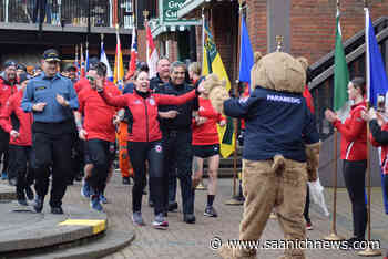 Wounded Warriors complete 2022's 600-kilometre run at Victoria's Market Square – Saanich News - Saanich News